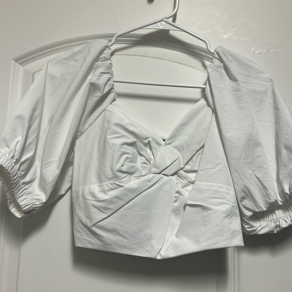 Crop top - Picture 1 of 4